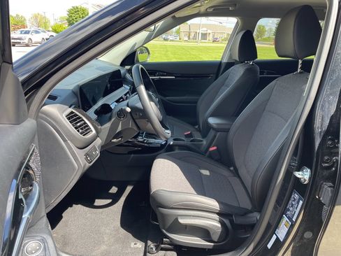 Used 2025 Kia Seltos S AWD/4WD image 8