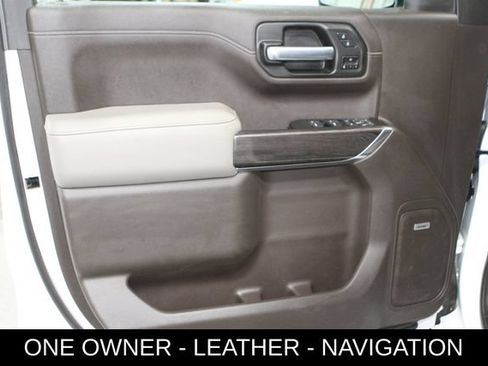 Used 2020 Chevrolet Silverado 1500 LTZ AWD/4WD image 13