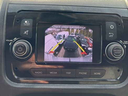 Used 2020 RAM ProMaster 2500 w/ Interior Convenience Group FWD image 9