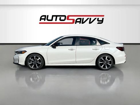 Used 2025 Honda Civic Sport Touring image 4