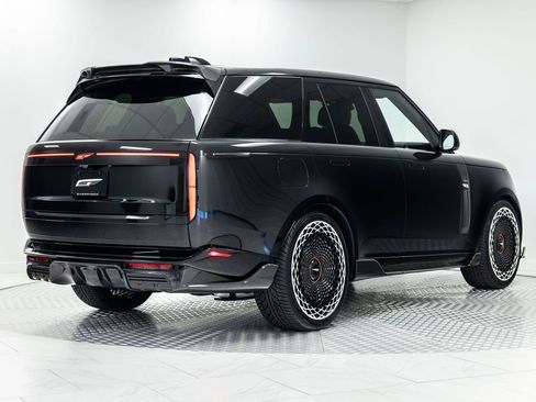 Used 2025 Land Rover Range Rover SE AWD/4WD image 5