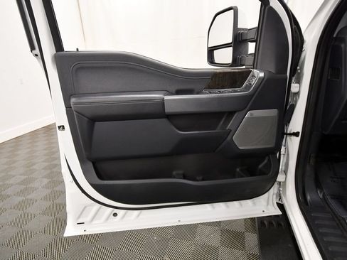 Used 2023 Ford F250 Lariat w/ Lariat Ultimate Package AWD/4WD image 13