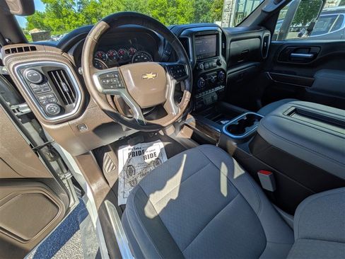 Used 2021 Chevrolet Silverado 2500 LT w/ Convenience Package AWD/4WD image 15