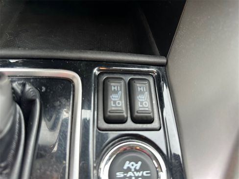 Used 2023 Mitsubishi Eclipse Cross SE image 30