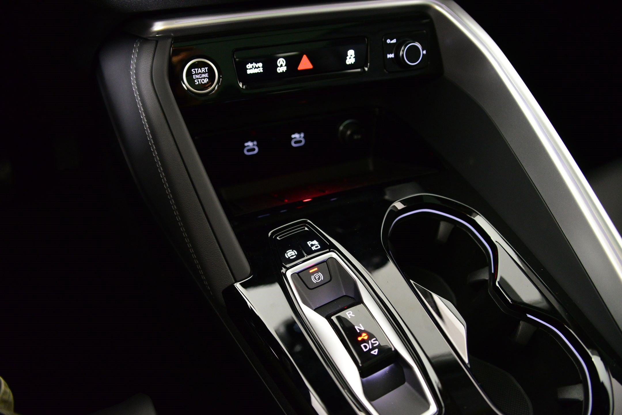 New 2025 Audi Q5 Premium Plus AWD/4WD image 22
