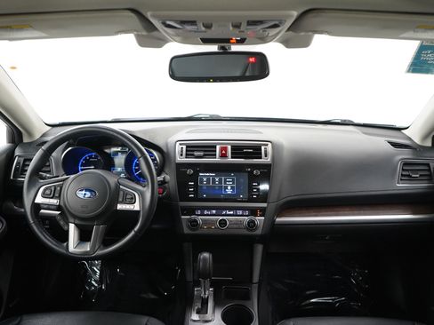 Used 2016 Subaru Outback 3.6R Limited AWD/4WD image 13