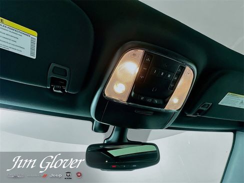 Used 2020 Jeep Grand Cherokee High Altitude image 37