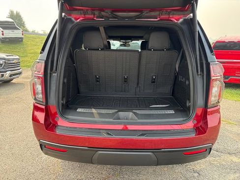 Used 2024 Chevrolet Tahoe Z71 w/ Luxury Package AWD/4WD image 24