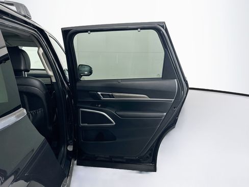 Used 2022 Kia Telluride EX w/ EX Premium Package AWD/4WD image 33