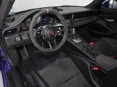 Used 2016 Porsche 911 GT3 RS RWD image 10