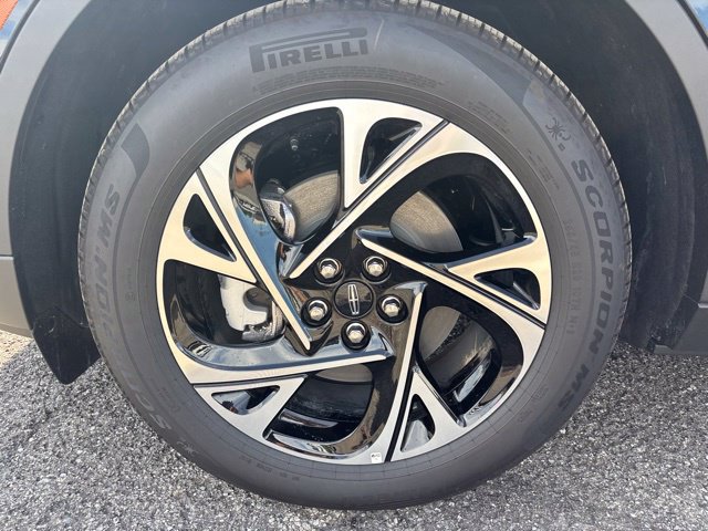 New 2026 Lincoln Nautilus Premier w/ Jet Appearance Package AWD/4WD image 29