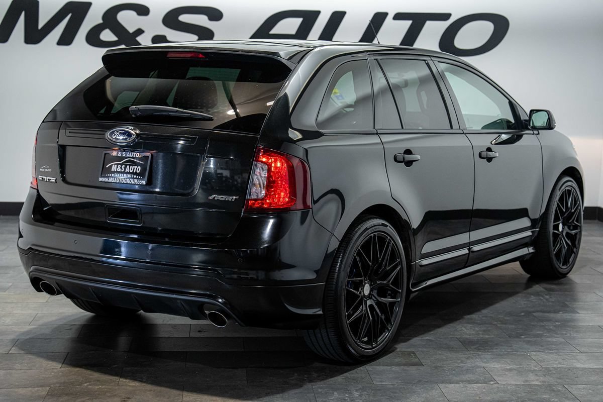Used 2014 Ford Edge Sport w/ Driver Entry Package FWD image 4