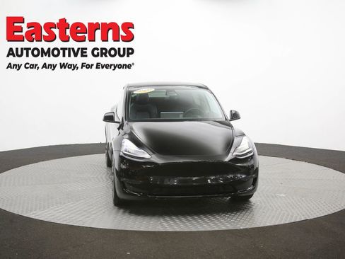 Used 2022 Tesla Model Y Long Range AWD/4WD image 45
