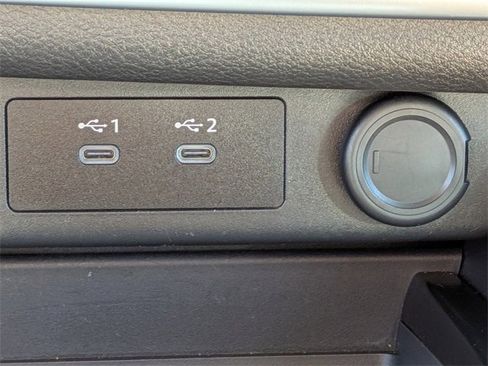 Used 2025 Nissan Rogue SV image 24