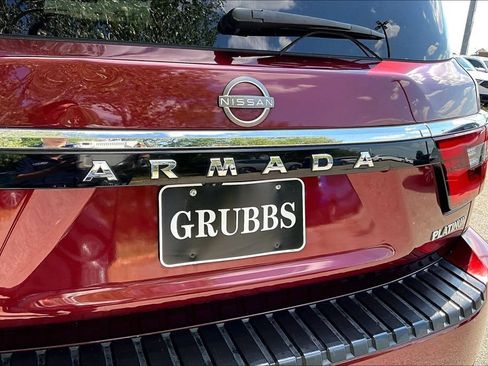 Used 2022 Nissan Armada Platinum w/ Captain's Chairs Package RWD image 43