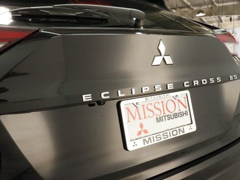 New 2026 Mitsubishi Eclipse Cross ES AWD/4WD image 4