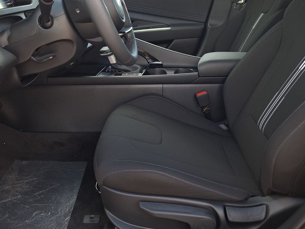 New 2026 Hyundai Elantra SEL Sport Premium FWD image 11