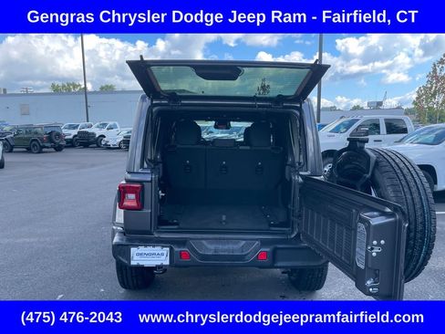 Certified 2025 Jeep Wrangler Unlimited Sahara AWD/4WD image 30