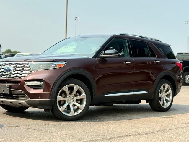 Certified 2020 Ford Explorer Platinum w/ Premium Technology Package AWD/4WD image 44