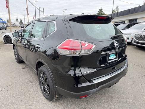 Used 2014 Nissan Rogue S image 4