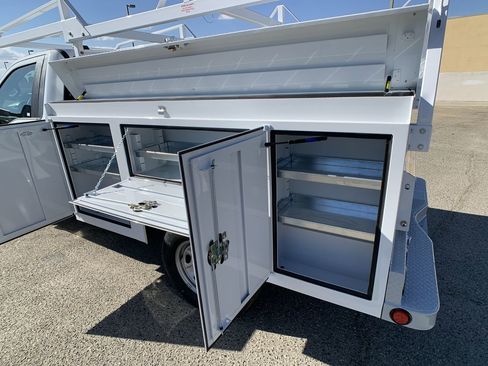 New 2026 Ford F250 XL w/ XL Chrome Package image 41