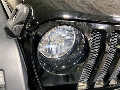 Used 2020 Jeep Wrangler Unlimited Sport S AWD/4WD image 28