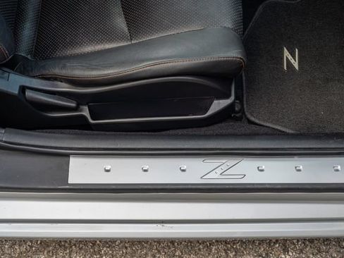 Used 2008 Nissan 350Z Touring RWD image 34