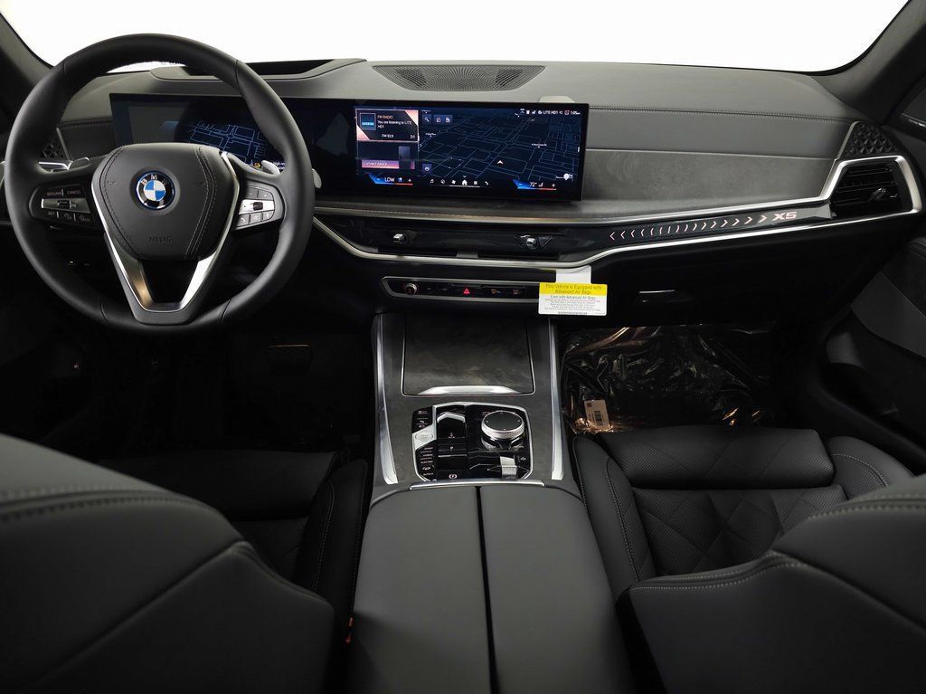 Used 2026 BMW X5 xDrive50e w/ Climate Comfort Package AWD/4WD image 14