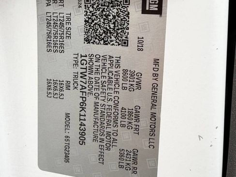 Used 2019 GMC Savana 2500 w/ Driver Convenience Package image 19