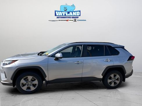 Used 2024 Toyota RAV4 XLE w/ Convenience Package image 6