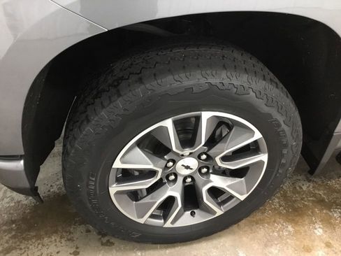 Used 2019 Chevrolet Silverado 1500 RST AWD/4WD image 4
