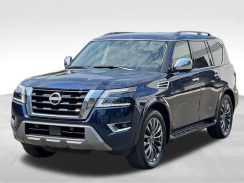 Used 2024 Nissan Armada Platinum AWD/4WD image 3
