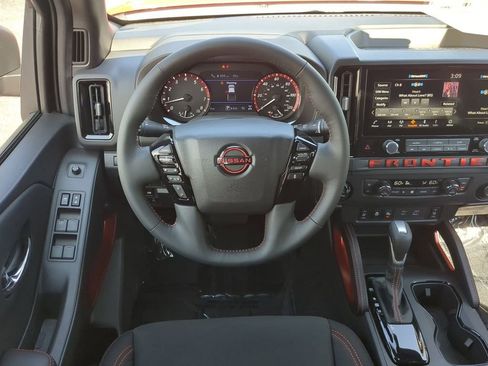 New 2025 Nissan Frontier PRO-4X w/ Pro Convenience Package image 16
