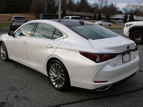 Used 2019 Lexus ES 350 Ultra Luxury image 3