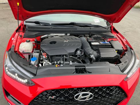 Used 2021 Hyundai Veloster N image 22