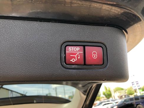 Used 2012 Mercedes-Benz ML 350 4MATIC image 39