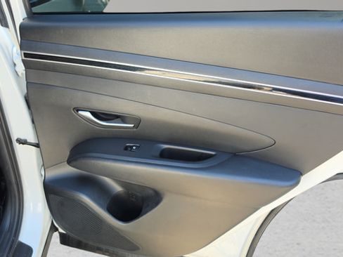 Used 2022 Hyundai Tucson SEL AWD/4WD image 37