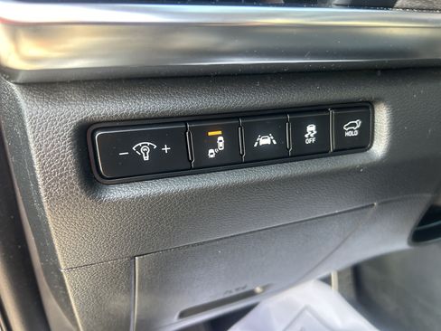 Used 2020 Kia Telluride SX w/ Towing Package FWD image 17