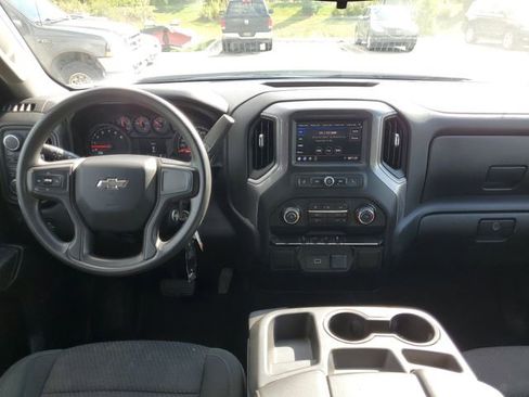 Used 2020 Chevrolet Silverado 1500 Custom Trail Boss w/ Custom Convenience Package AWD/4WD image 28