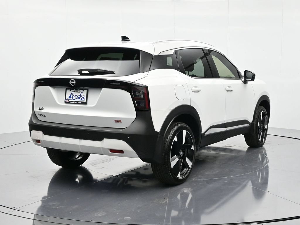 New 2026 Nissan Kicks SR FWD image 5