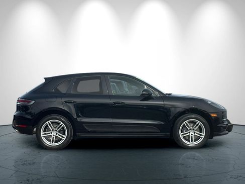Used 2021 Porsche Macan image 3