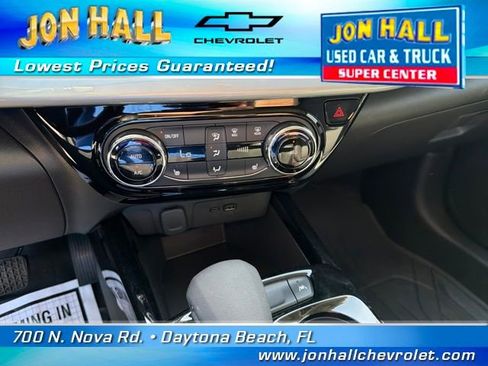 Used 2026 Chevrolet Trax LT w/ Driver Confidence Package image 30