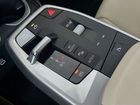 Used 2025 BMW X2 xDrive28i image 25