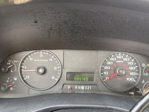 Used 2005 Ford F250 XL image 34