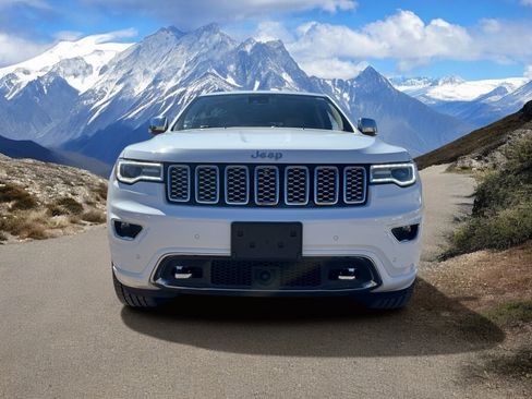 Used 2021 Jeep Grand Cherokee Overland image 8