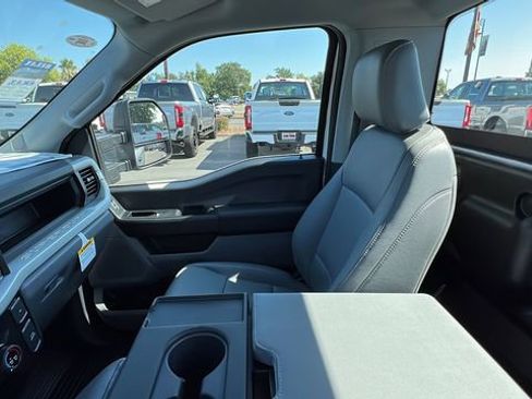 New 2023 Ford F250 XL w/ XL Chrome Package image 18