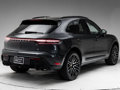 Certified 2026 Porsche Macan AWD/4WD image 36