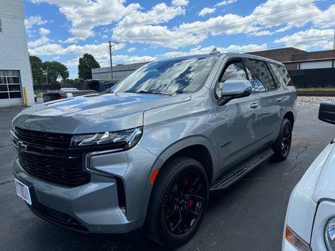 Used 2023 Chevrolet Tahoe RST w/ RST Performance Edition AWD/4WD image 2