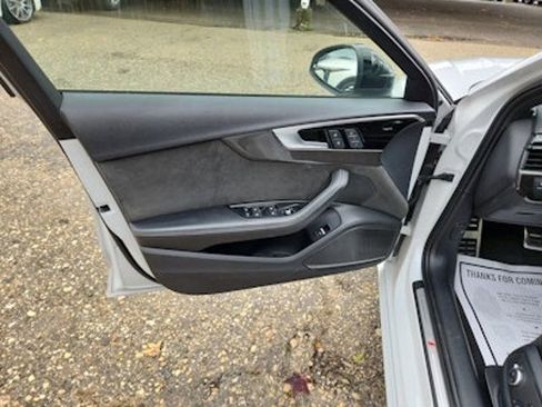 Used 2020 Audi S4 Prestige w/ Prestige Package image 11