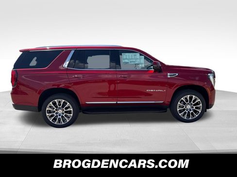 New 2026 GMC Yukon Denali AWD/4WD image 2